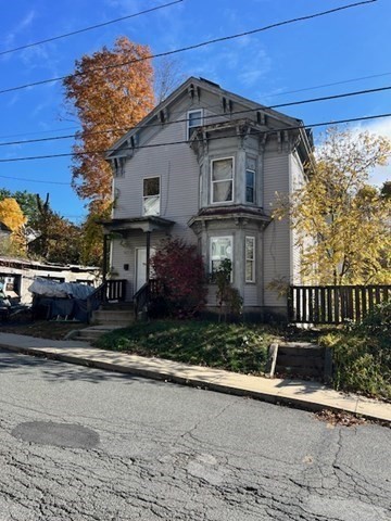 52 Mechanic Street