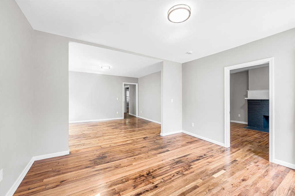 12-14 Carver St