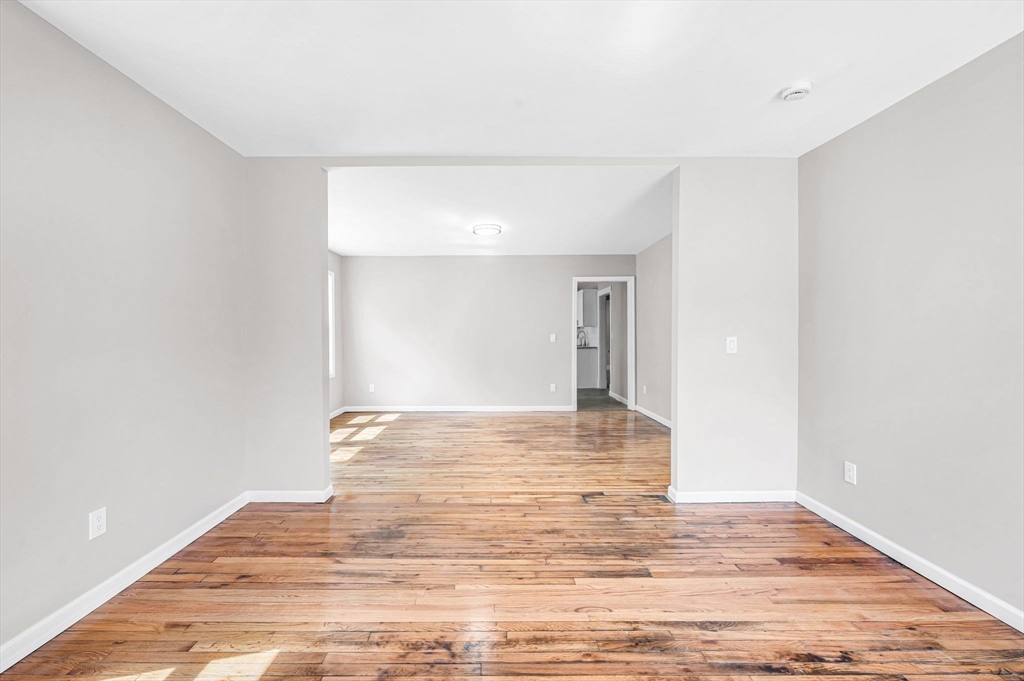 12-14 Carver St