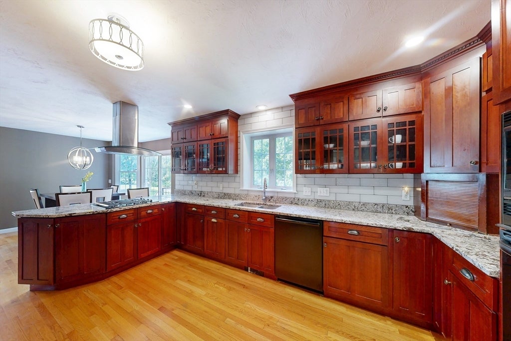 79 Summer St, Walpole, MA, 79 Summer St, Walpole, MA Photo #11