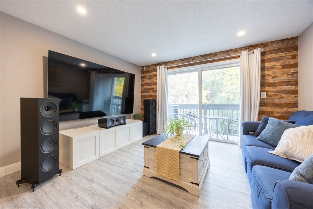 605 Franklin Crossing Rd 605