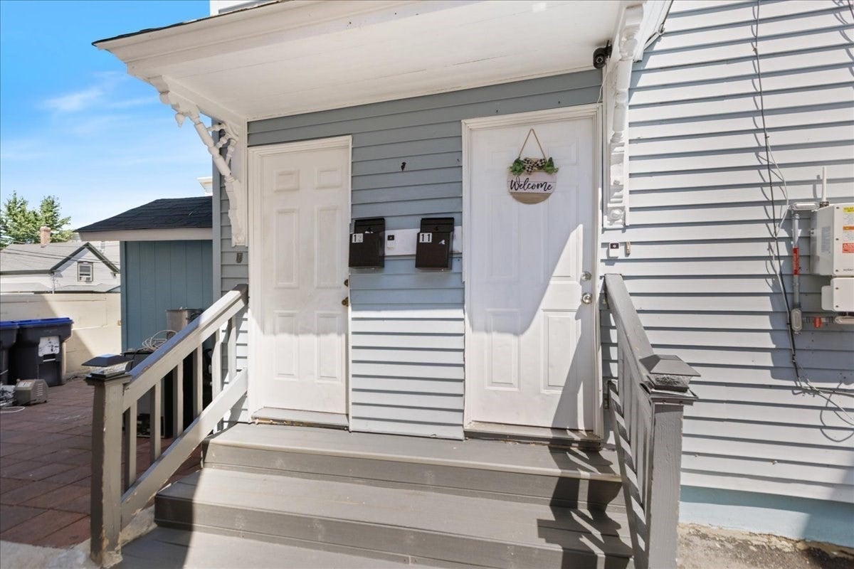 11-13 Center St