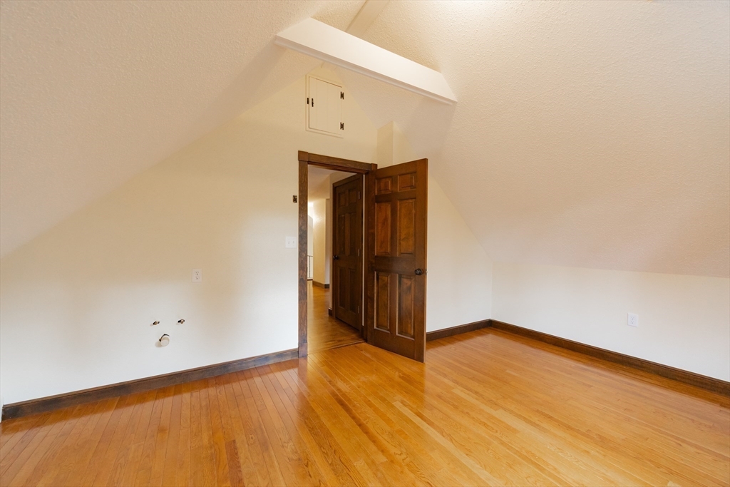 North Attleboro, Massachusetts 02760, United States, 2 Bedrooms Bedrooms, ,1 BathroomBathrooms,Residential,Active,236061