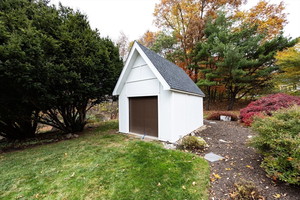 North Attleboro, Massachusetts 02760, United States, 2 Bedrooms Bedrooms, ,1 BathroomBathrooms,Residential,Active,236061