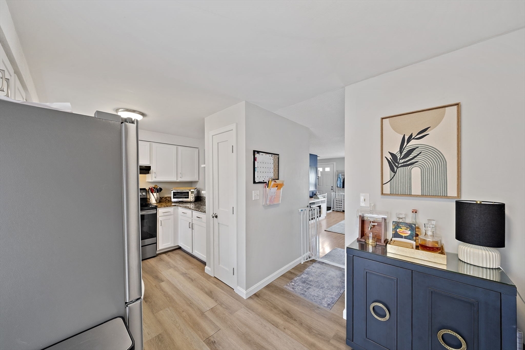 46 Sharron Dr 46