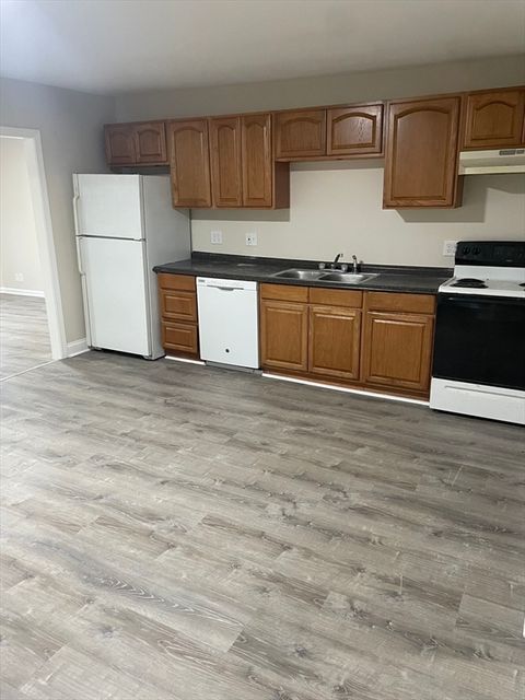 Photo of 5 Oliver St #1, Southbridge, MA 01550 (MLS # 73463423)