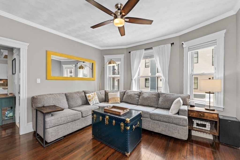58-60 Cabot St