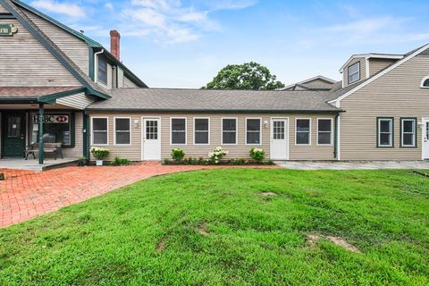 462 Winthrop St 2 Rehoboth MA 02769