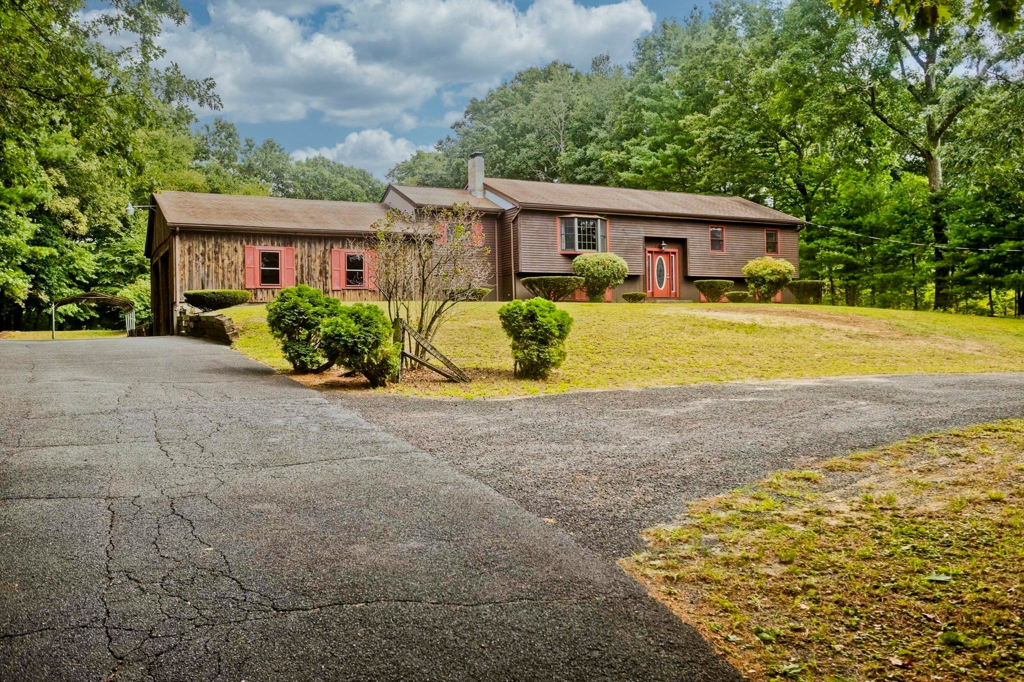 61 Randall Rd, Montague, MA, 61 Randall Rd, Montague, MA Photo #2