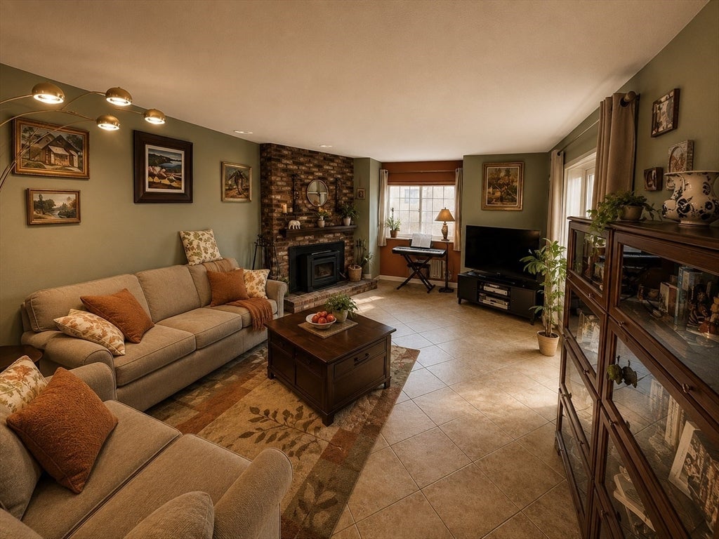 Photo of 21 Voyagers Ln #21, Ashland, MA 01721 (MLS # 73555636)