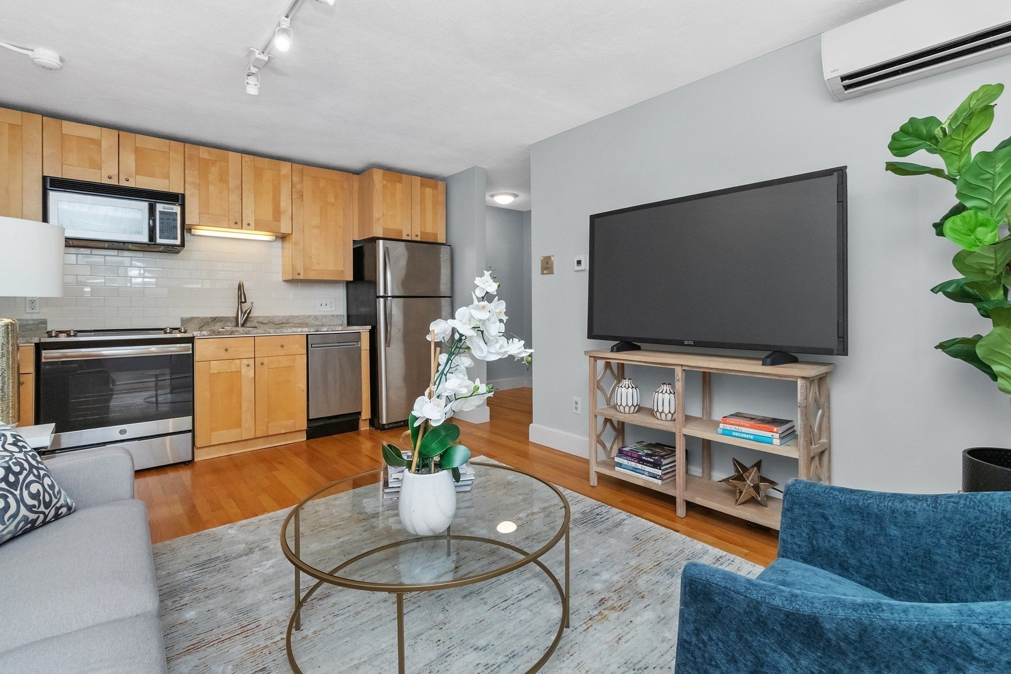 5 Walden St 2, Cambridge MA 02140