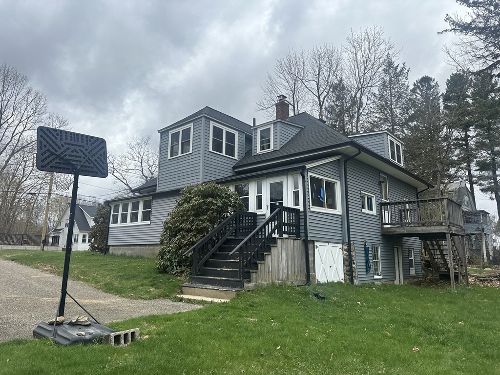 41 Maple Ave