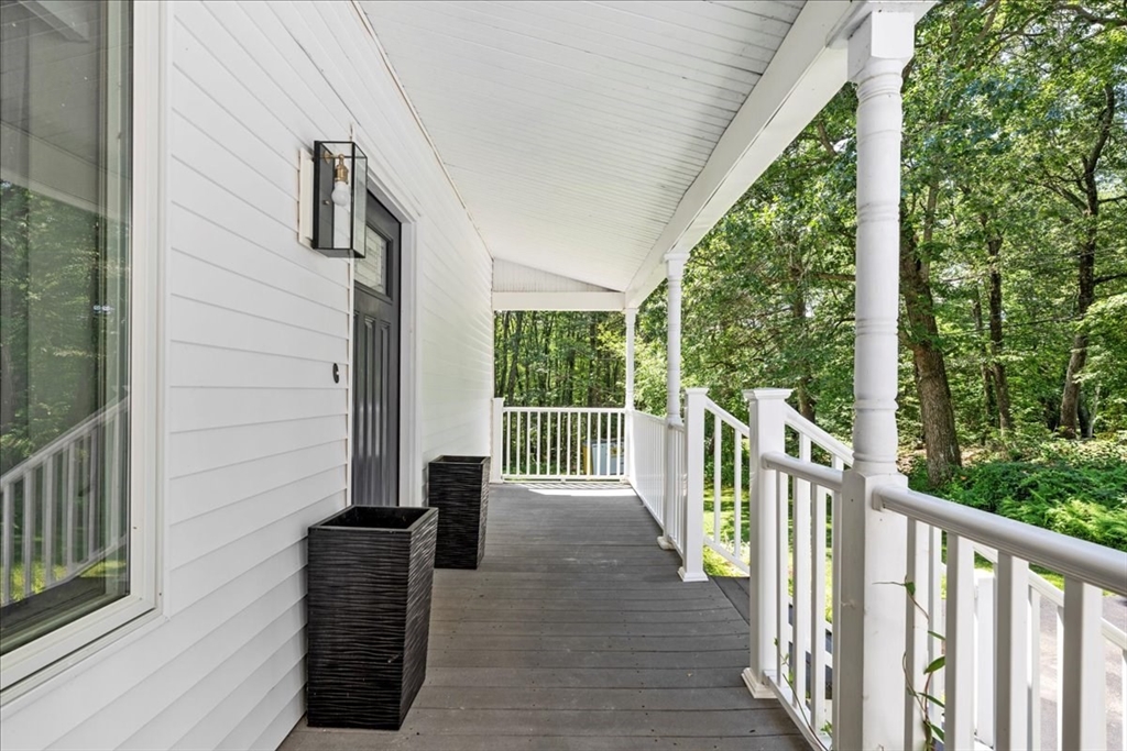 201 Baldwin St