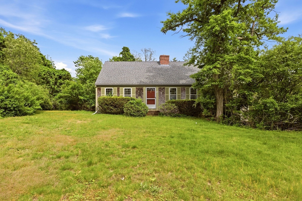 93 Robbins Circle