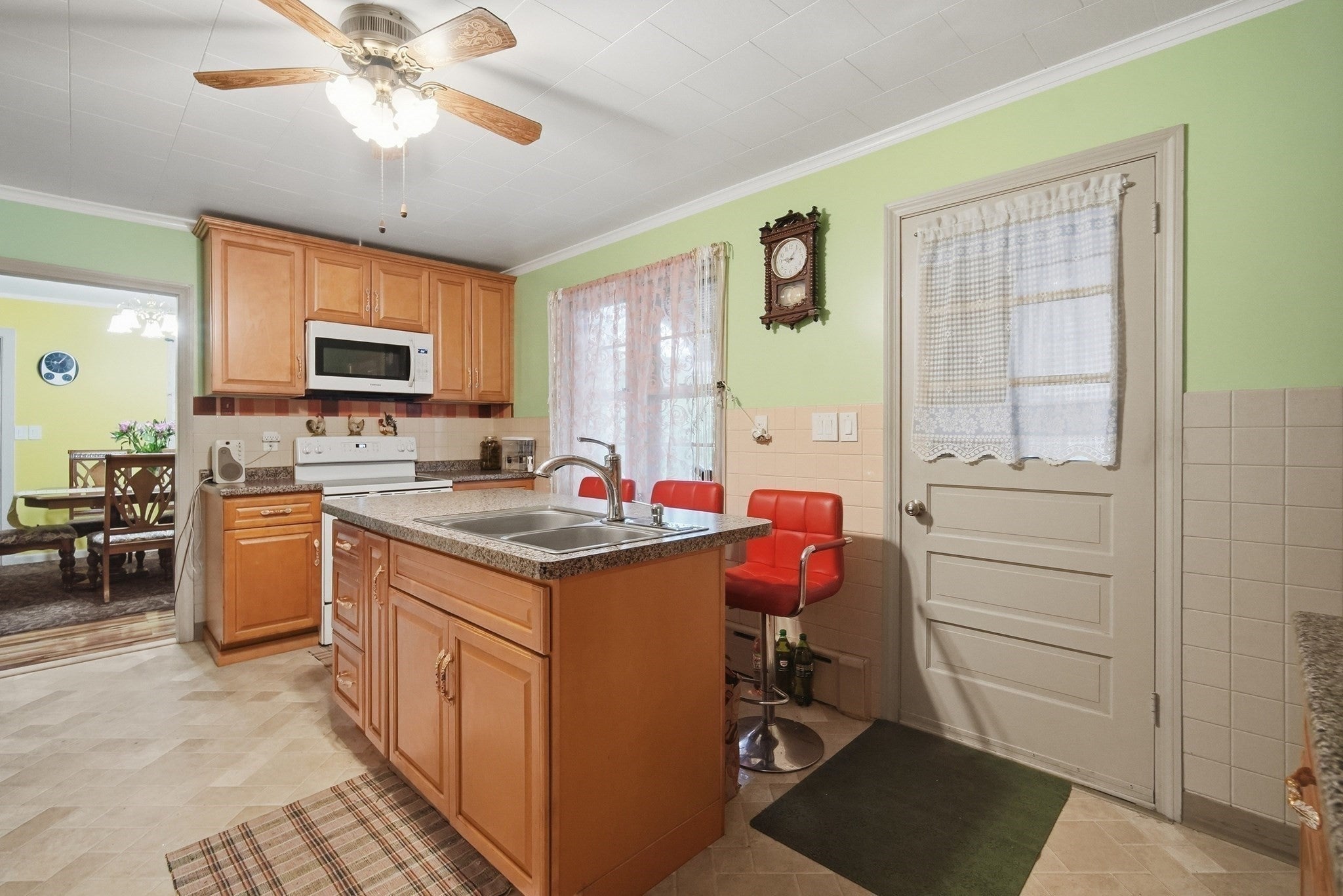 96 Stewart St, Chicopee, MA, 96 Stewart St, Chicopee, MA Photo #8