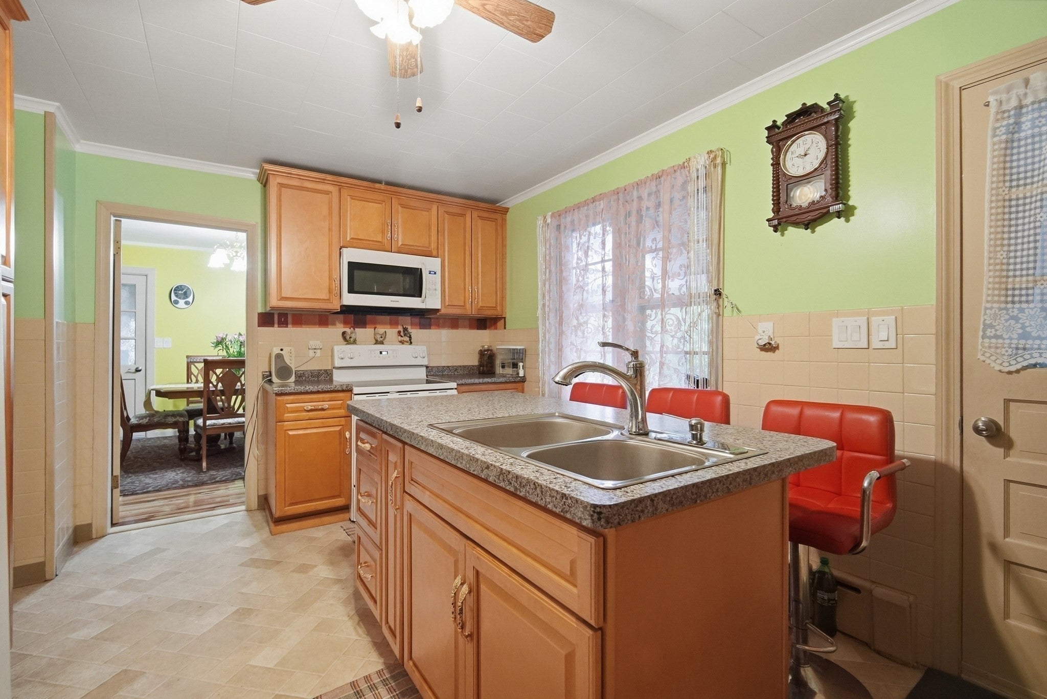 96 Stewart St, Chicopee, MA, 96 Stewart St, Chicopee, MA Photo #6