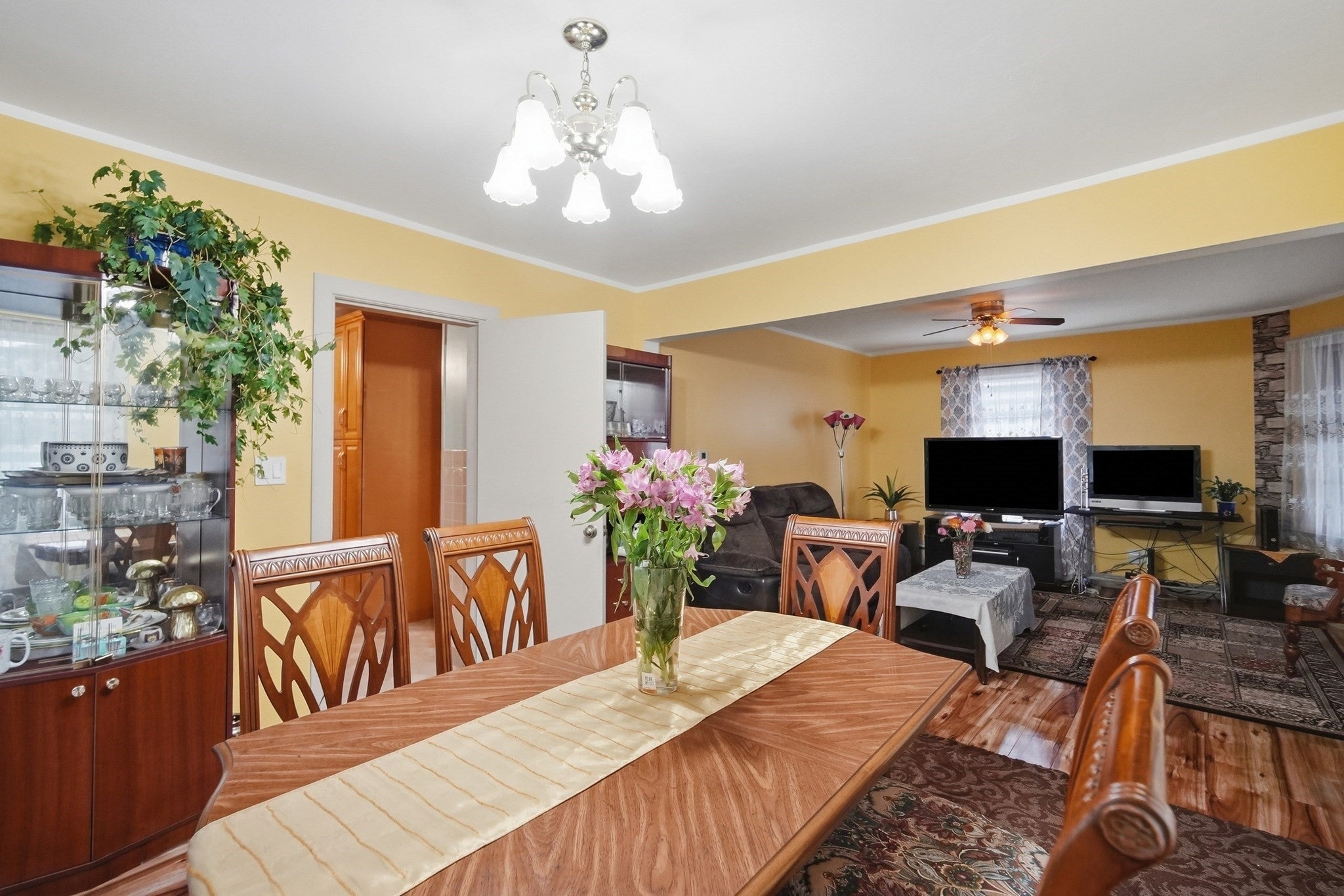 96 Stewart St, Chicopee, MA, 96 Stewart St, Chicopee, MA Photo #15