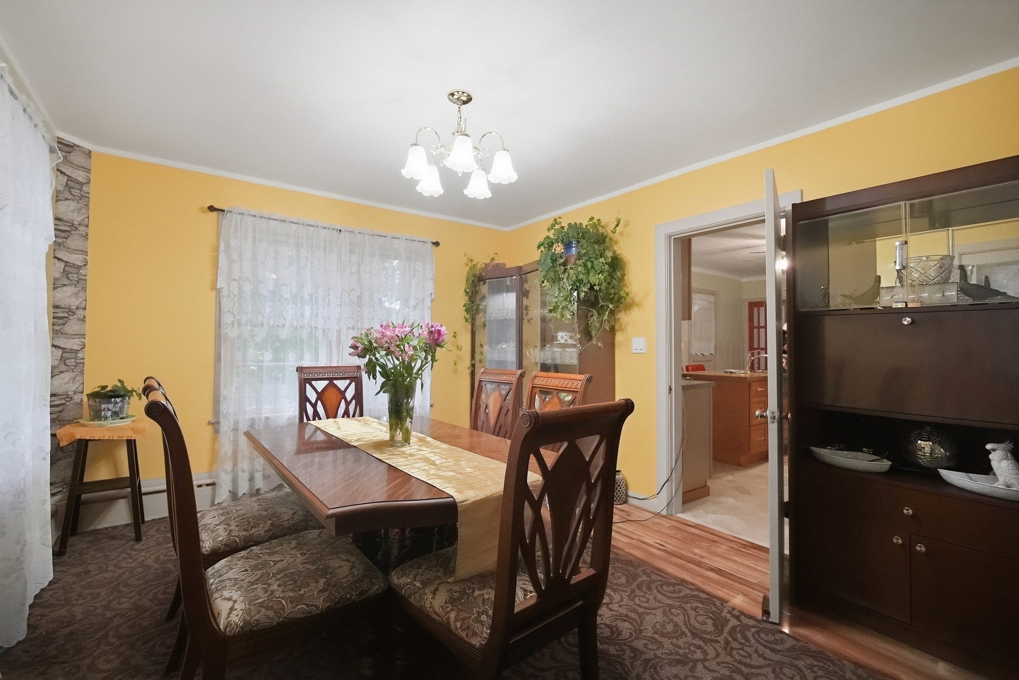 96 Stewart St, Chicopee, MA, 96 Stewart St, Chicopee, MA Photo #12