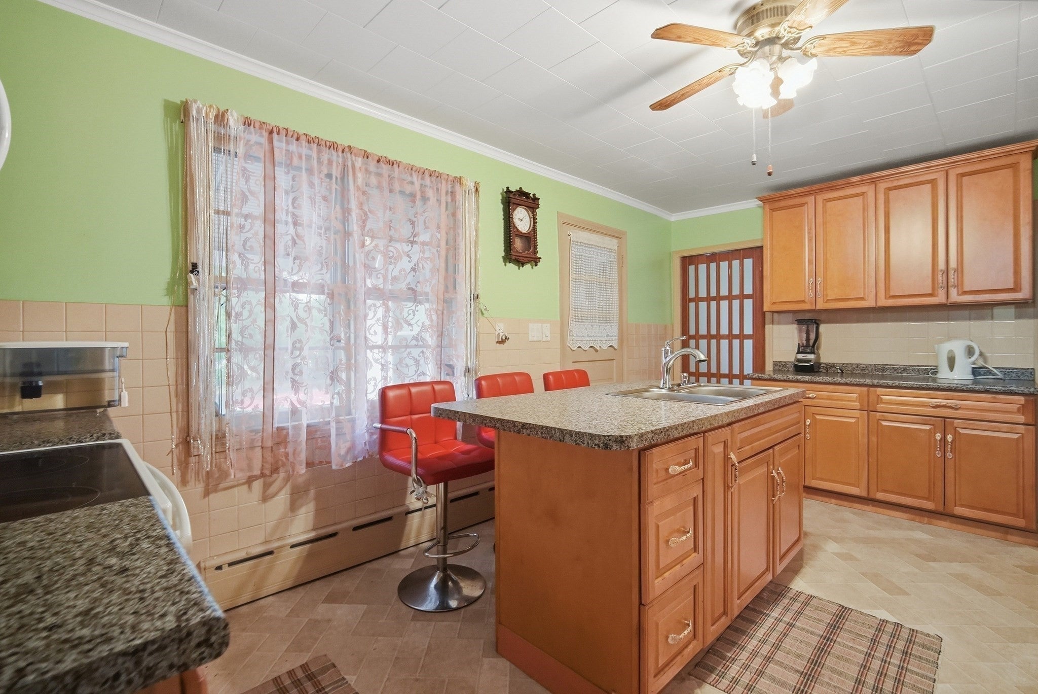96 Stewart St, Chicopee, MA, 96 Stewart St, Chicopee, MA Photo #5