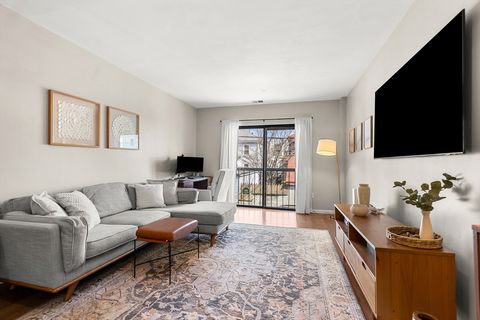 Photo of 315 Rantoul St #106, Beverly, MA 01915 (MLS # 73496623)