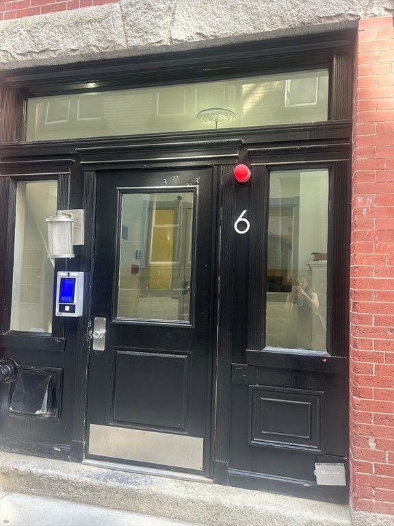 6 Cleveland PL #3, Boston, MA Photo #17