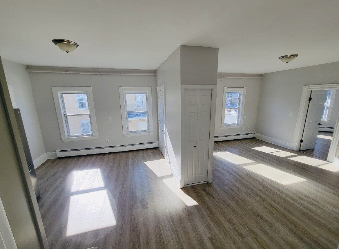 22-24 Main St #2, North Andover, MA Photo #3