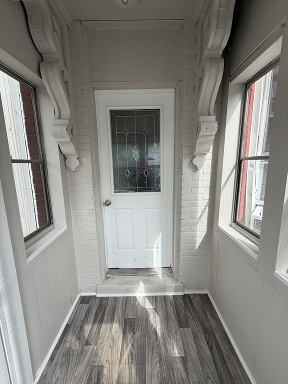 97 Newton St