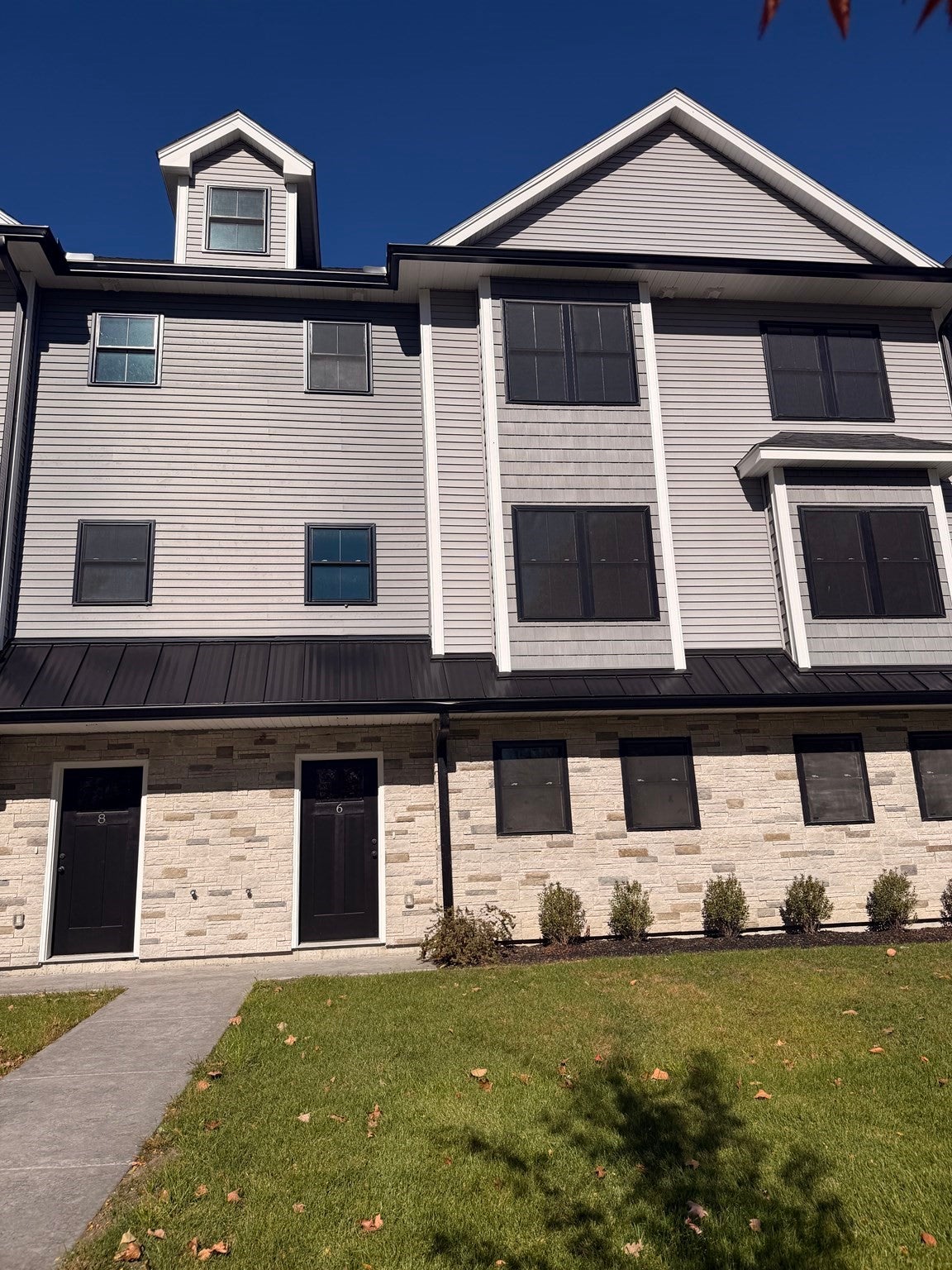 9 Acton Rd
