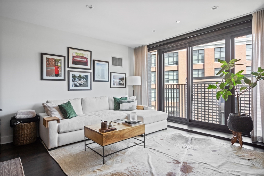 14 W Broadway 7D