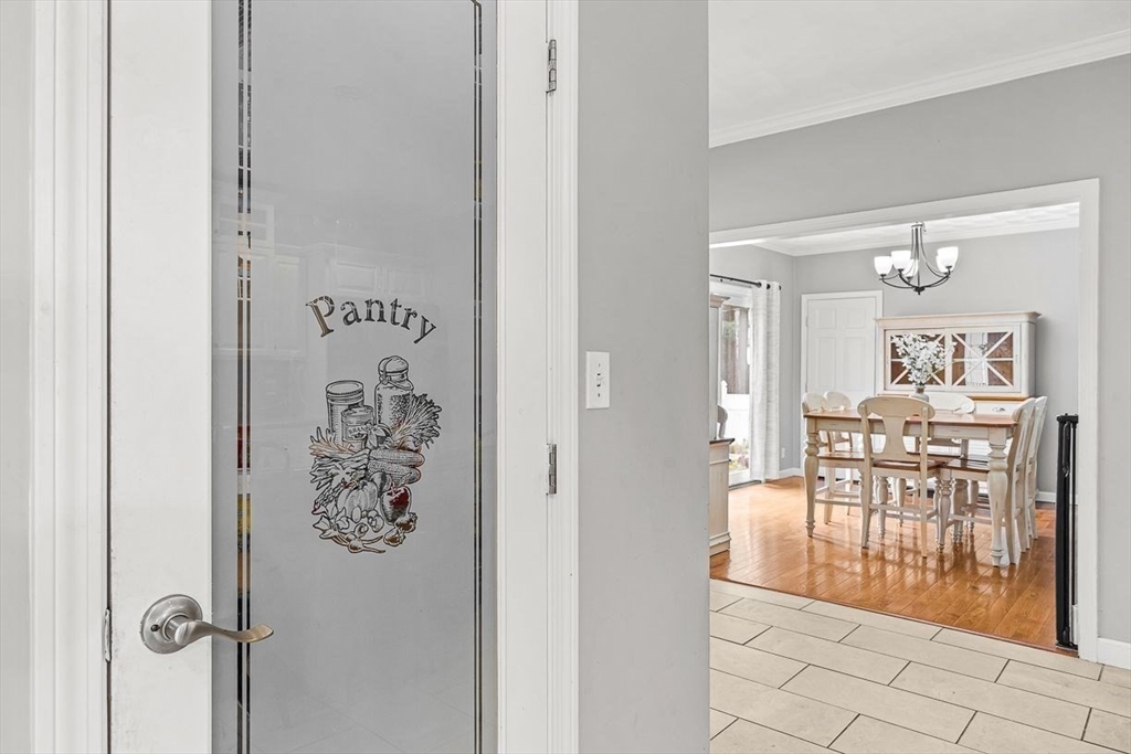 54 Mcdonald Rd, Wilmington, MA Photo #8