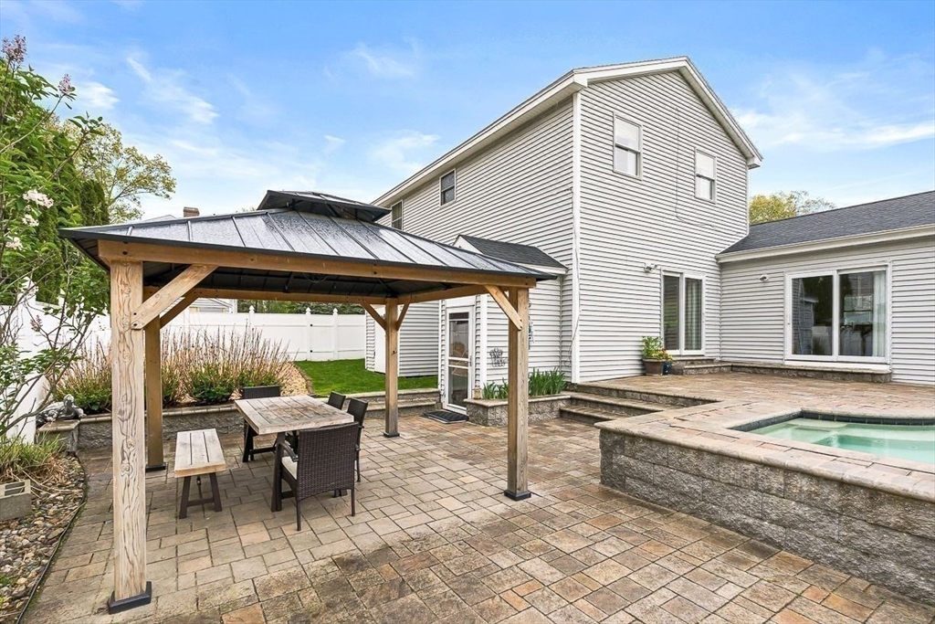 54 Mcdonald Rd, Wilmington, MA Photo #26
