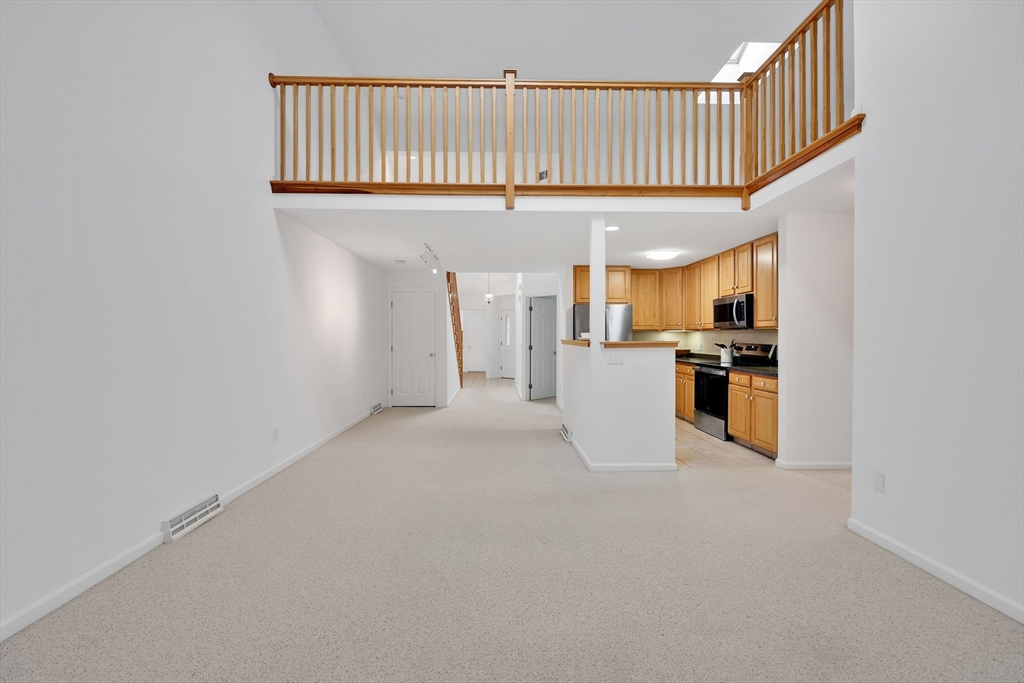 84 Pine Grove Dr 84