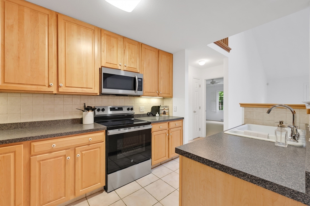 84 Pine Grove Dr 84