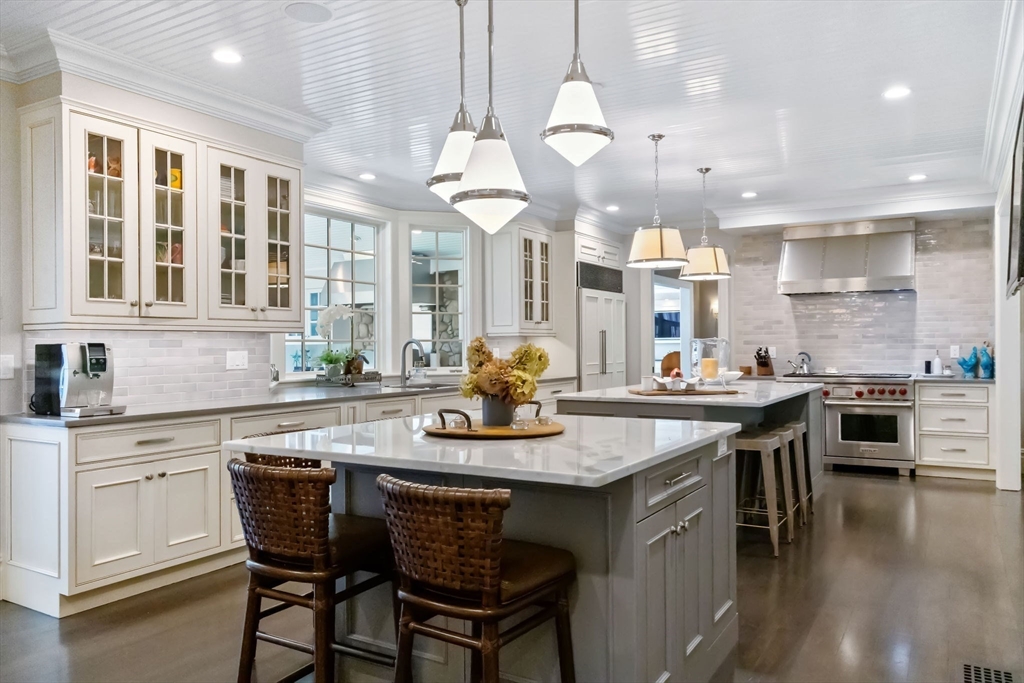 Barnstable, Massachusetts 02655, United States, 7 Bedrooms Bedrooms, ,10 BathroomsBathrooms,Residential,Active,142706