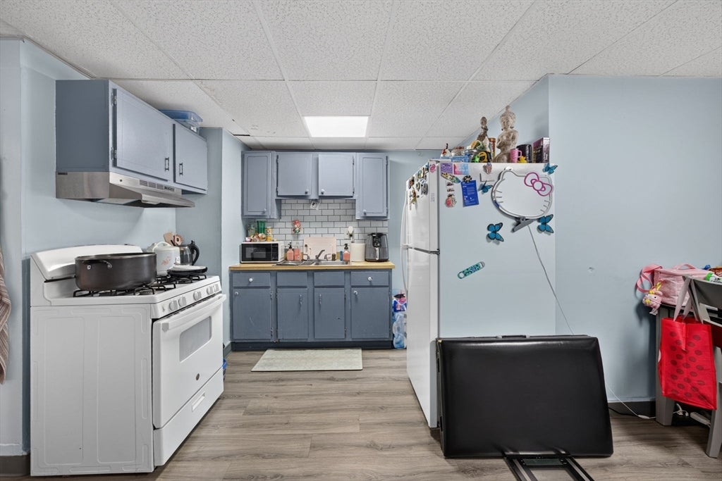 106-108 Grand St, Lowell, MA, 106-108 Grand St, Lowell, MA Photo #7
