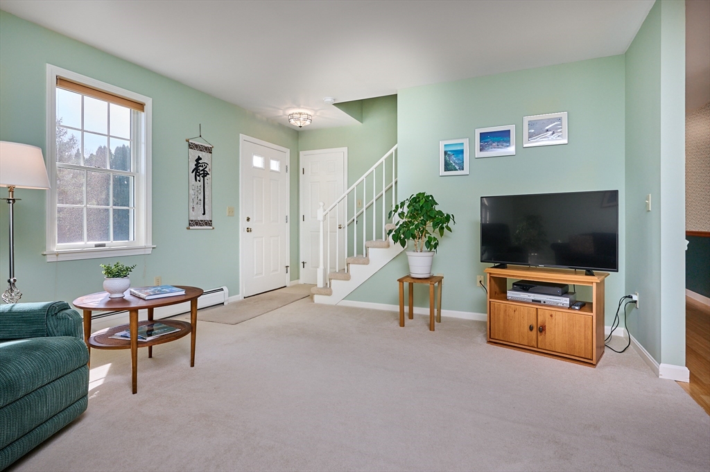 8 Valley View Lane