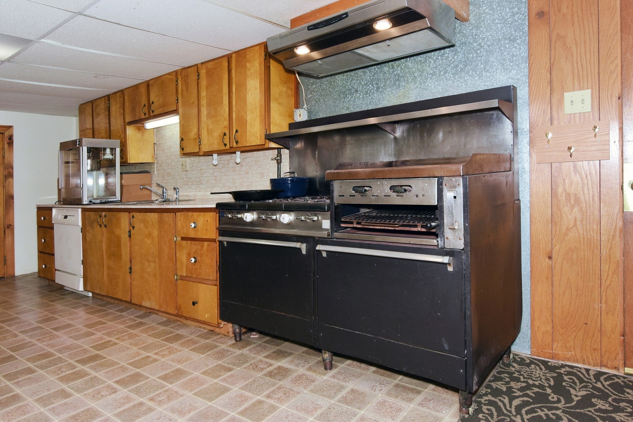 14 Broad St, Danvers, MA Photo #33