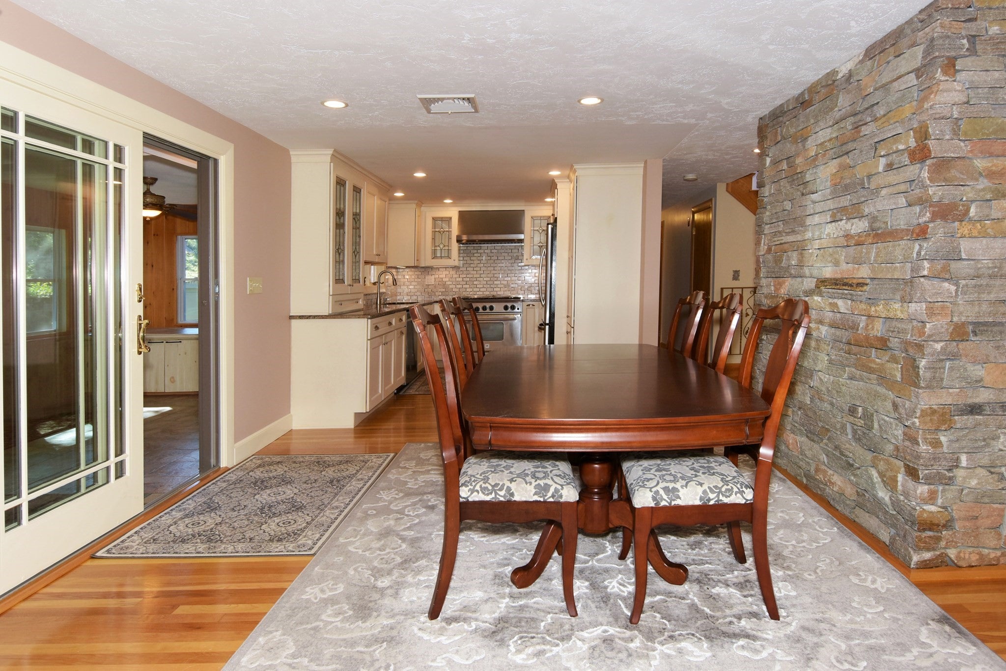 14 Broad St, Danvers, MA Photo #8