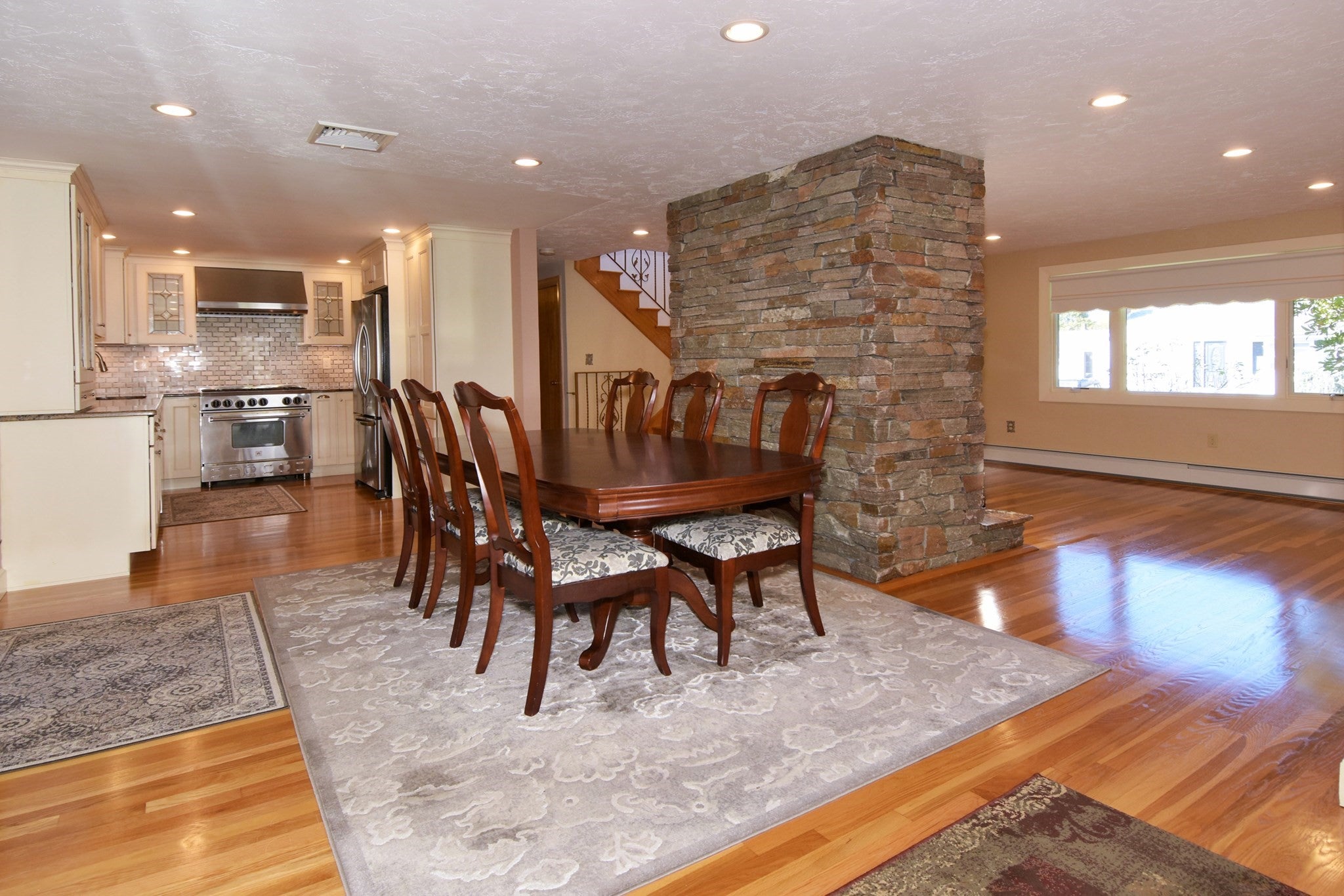 14 Broad St, Danvers, MA Photo #7