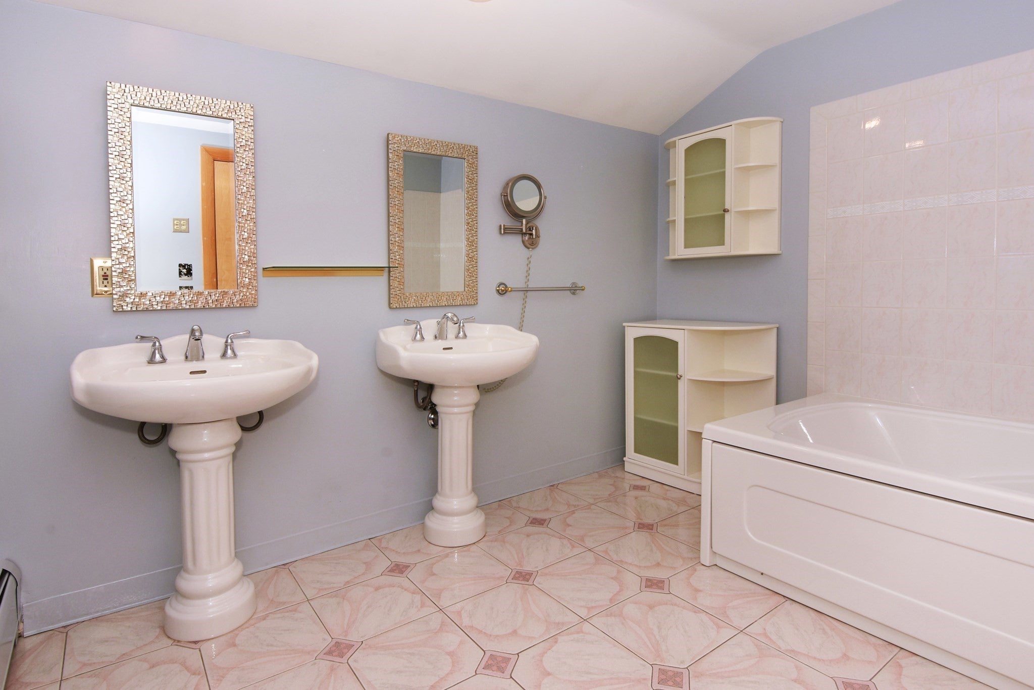 14 Broad St, Danvers, MA Photo #27