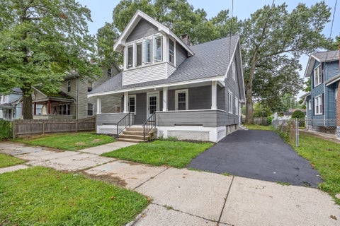 Photo of 136 Marsden Street, Springfield, MA 01109 (MLS # 73572144)
