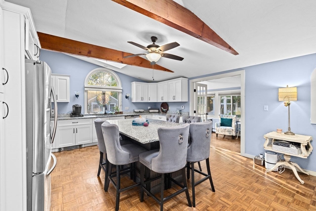 17 Old Oaken Bucket Rd