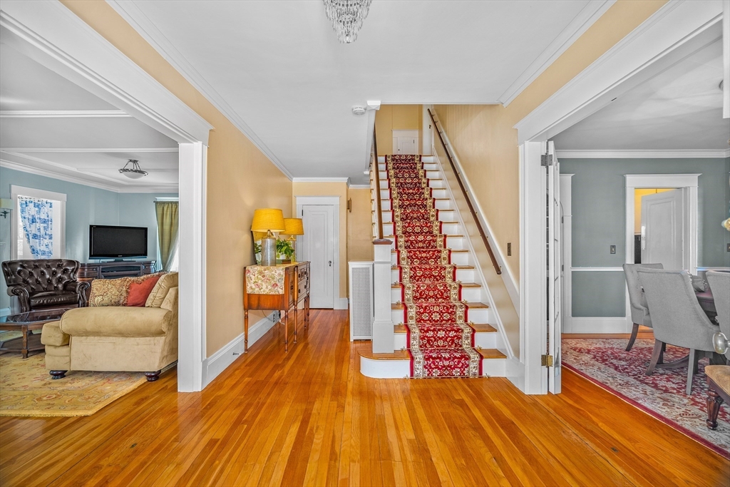 42 Fayette Pl