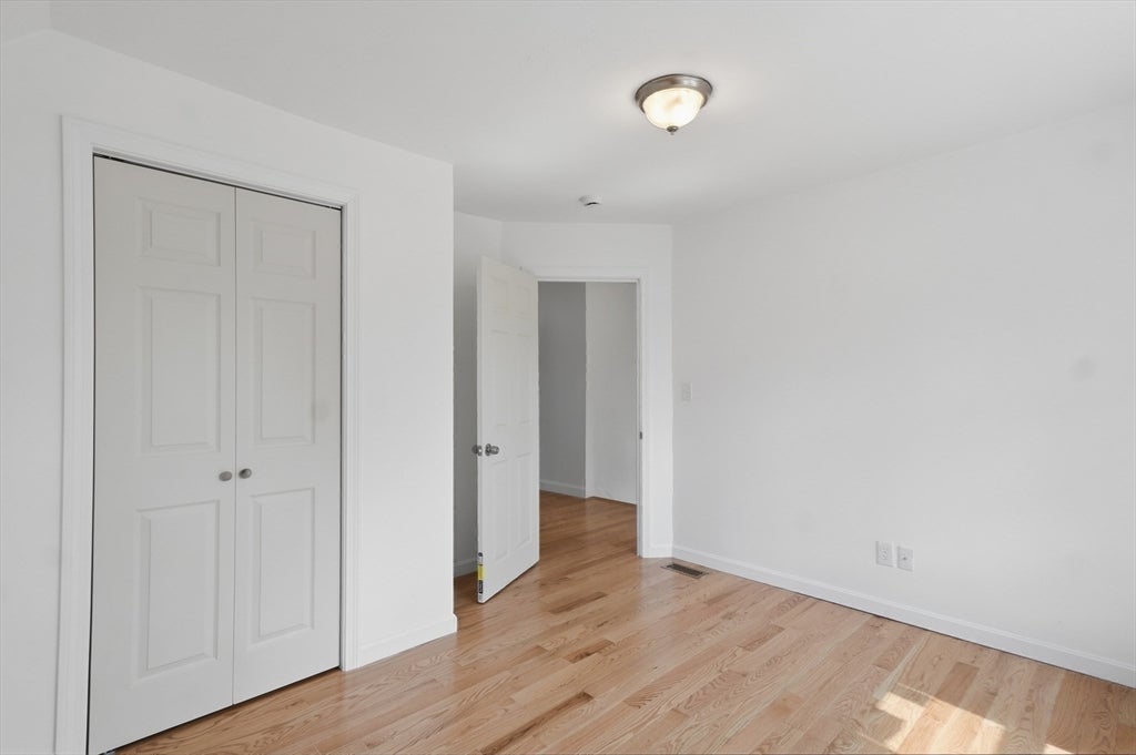 46 Sheridan St, Haverhill, MA, 46 Sheridan St, Haverhill, MA Photo #21