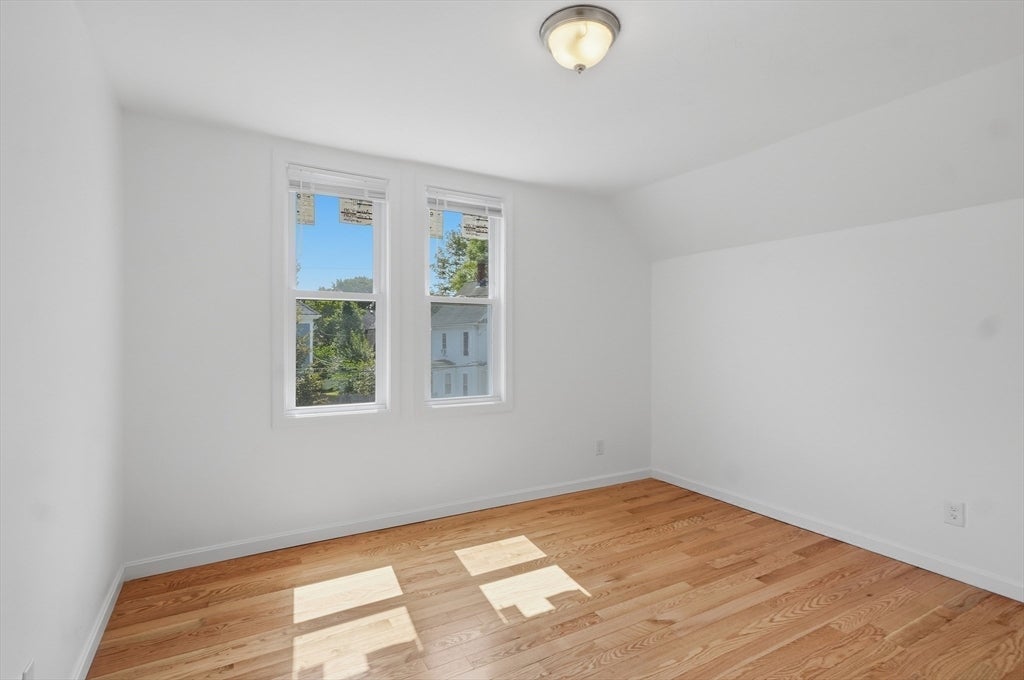 46 Sheridan St, Haverhill, MA, 46 Sheridan St, Haverhill, MA Photo #25