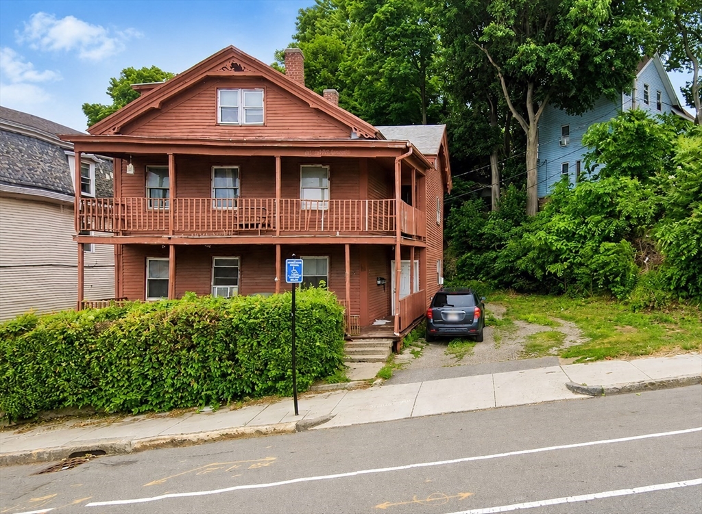 9 Winthrop, Worcester, MA Photo #1