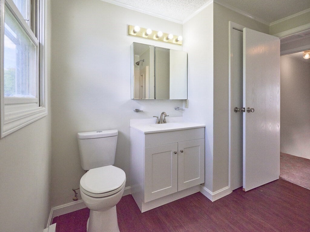 270 Sunderland Rd #40, Worcester, MA, 270 Sunderland Rd #40, Worcester, MA Photo #12