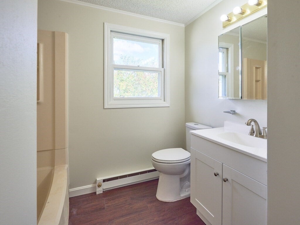 270 Sunderland Rd #40, Worcester, MA, 270 Sunderland Rd #40, Worcester, MA Photo #19