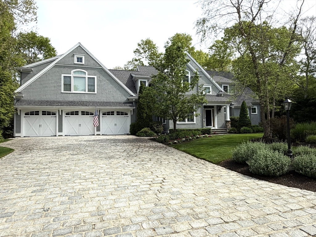 4 Tamarack Ln