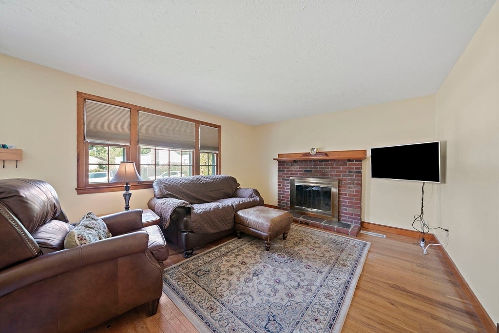 36 Concord St, Brockton, MA, 36 Concord St, Brockton, MA Photo #10